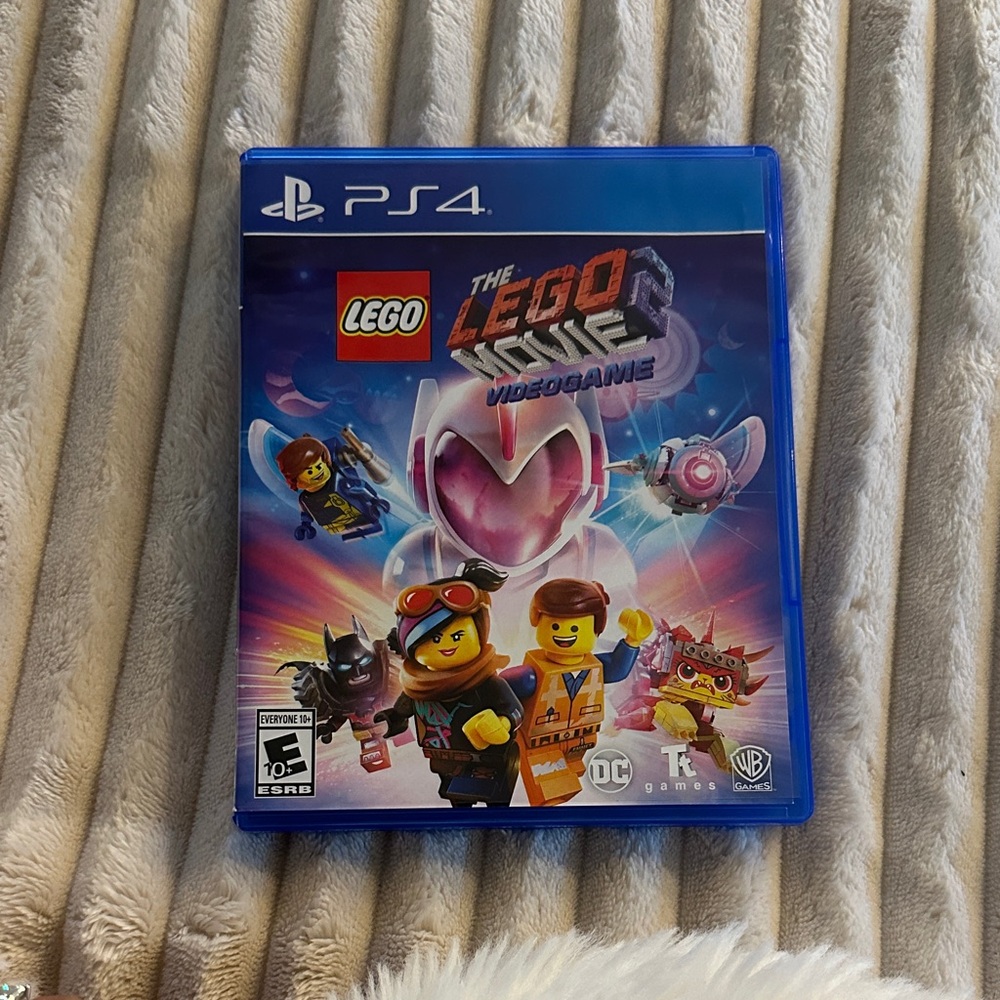 Lego PS4 The Lego Movie Videogame - Blue Case with Colorful Cover Art